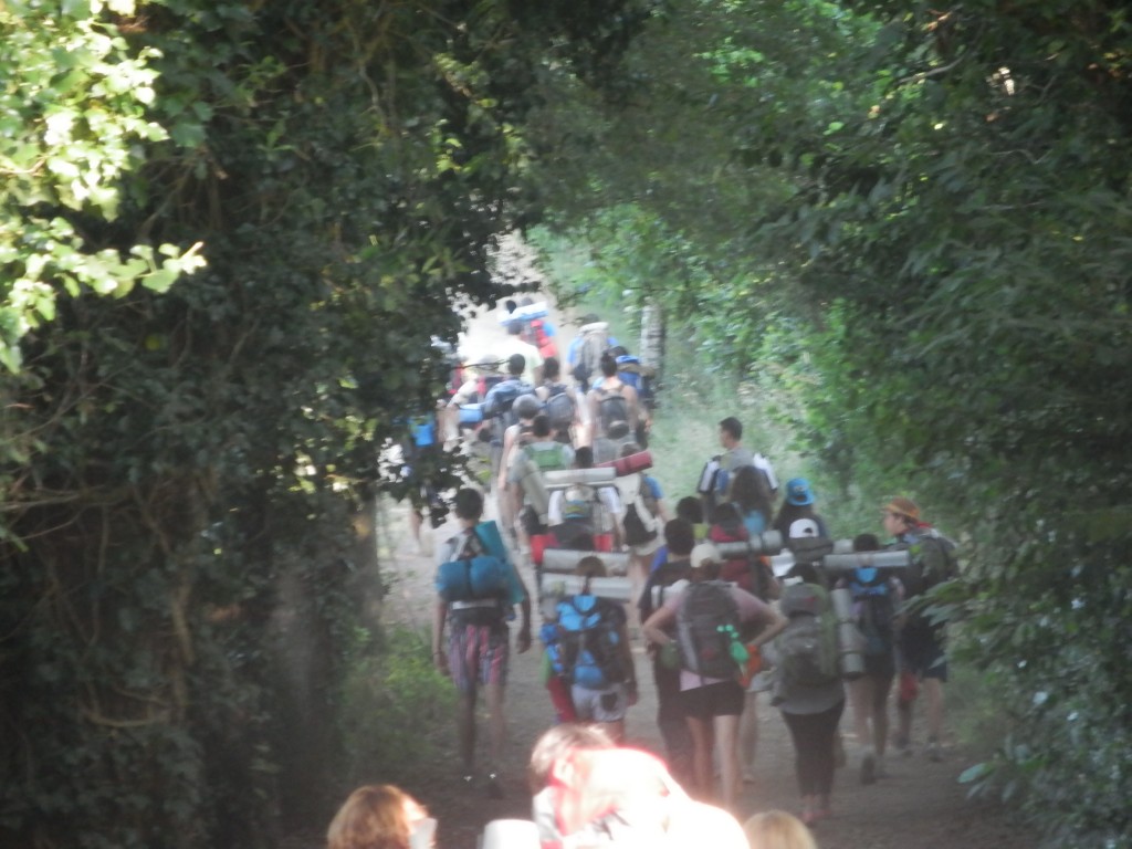 grupurile devin tot mai mari pe masura ce te apropii de final