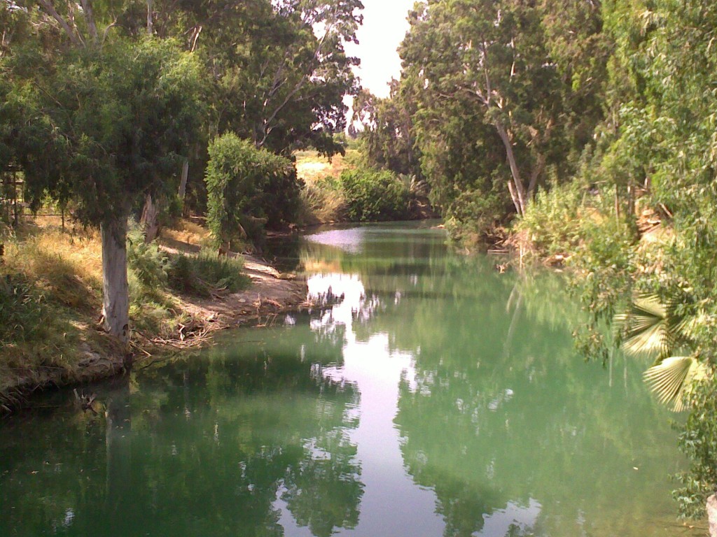 jordan-river-from-yourguidetoisrael
