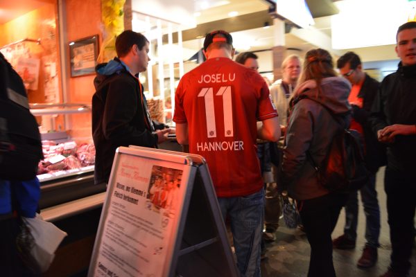 suporteri ai echipei locale Hannover 96