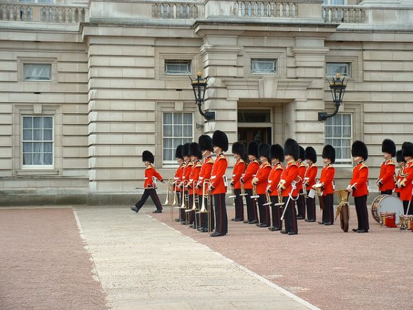 palatul-buckingham-din-londra-